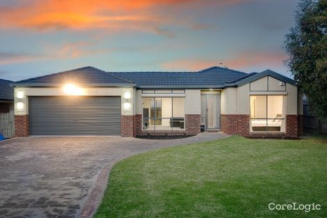 Property photo of 17 Middleham Close Cranbourne West VIC 3977