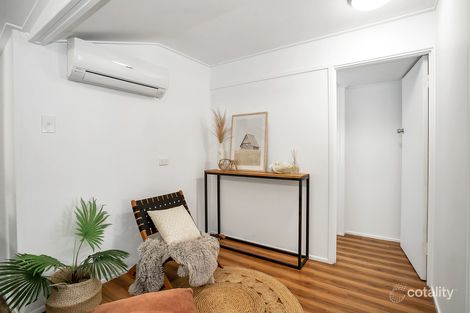 Property photo of 42 Schapers Road Glenella QLD 4740