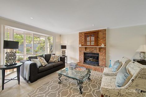 Property photo of 16 Alexandra Avenue Canterbury VIC 3126