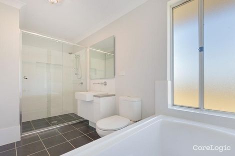 Property photo of 33 Learoyd Road Edmondson Park NSW 2174