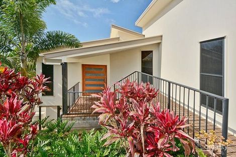 Property photo of 10 Opal Place Yaroomba QLD 4573