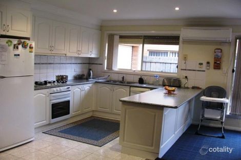 Property photo of 23 Hayfield Road Roxburgh Park VIC 3064