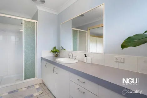 Property photo of 46 Farrell Drive Walloon QLD 4306