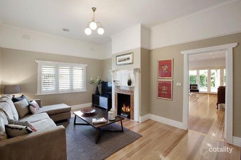 Property photo of 16 Wattle Grove Malvern East VIC 3145