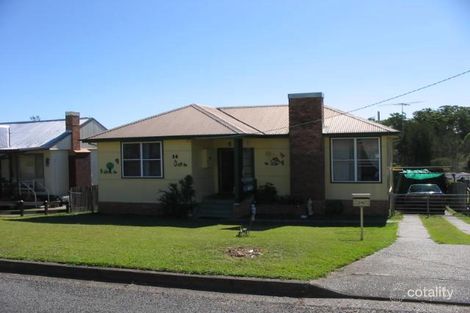 14 Neville Everson St, West Kempsey, NSW 2440