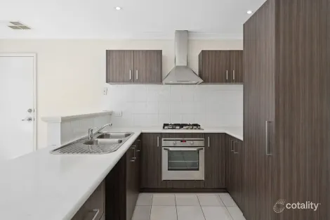 Property photo of 2/15 Crosthwait Circle Tapping WA 6065