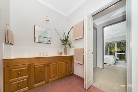 Property photo of 13 McLauchlan Crescent Kelso QLD 4815