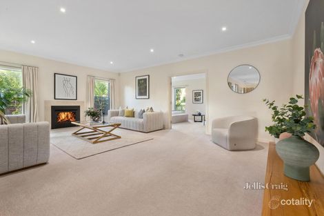 Property photo of 17 Park Lane Mount Waverley VIC 3149