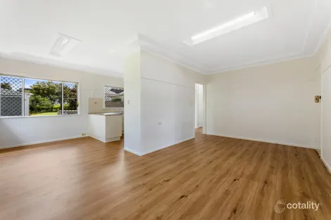 Property photo of 14 Jennings Street South Toowoomba QLD 4350