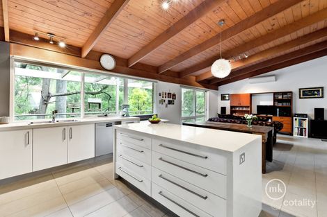 Property photo of 9 Lexham Square Eltham VIC 3095