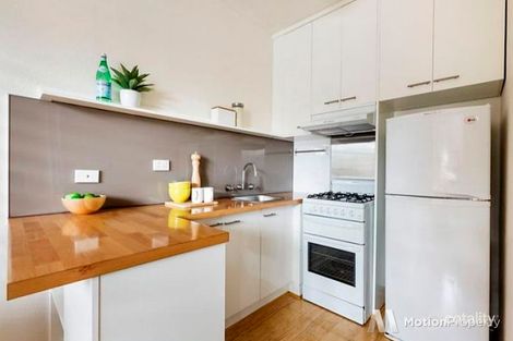 2/14 Alma Rd, St Kilda, VIC 3182