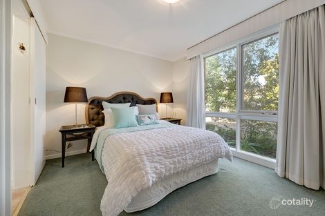 Property photo of 1/18 Woodlands Avenue Kew East VIC 3102