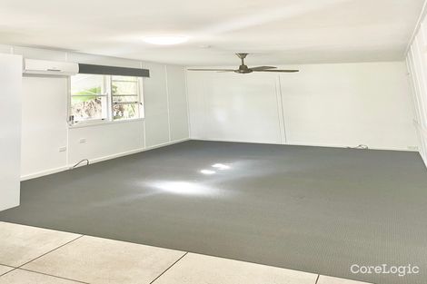 Property photo of 40 Hillcrest Parade Miami QLD 4220