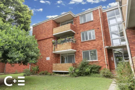 1/62 Mascot Dr, Eastlakes, NSW 2018