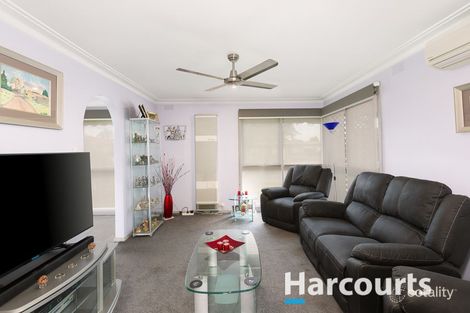 Property photo of 10 Glencoe Grove Dandenong North VIC 3175