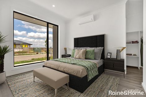Property photo of 4 March Way Sunbury VIC 3429