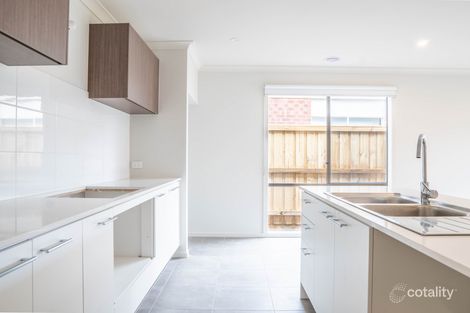 Property photo of 23 Heybridge Street Clyde VIC 3978
