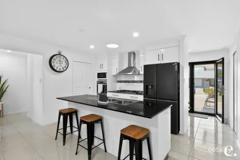 Property photo of 6 Harrier Avenue Yeppoon QLD 4703