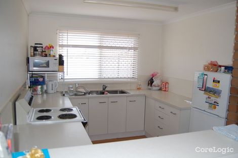 Property photo of 2/1 Finnis Street Avenell Heights QLD 4670
