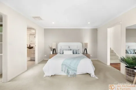 Property photo of 29 Magnolia Close Jerrabomberra NSW 2619
