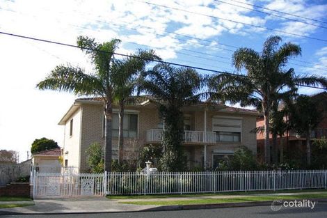 137 Meadow St, Fairy Meadow, NSW 2519