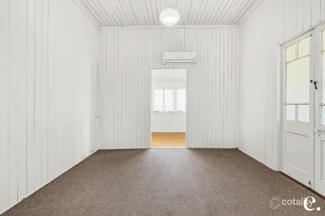 Property photo of 25 Face Street Park Avenue QLD 4701