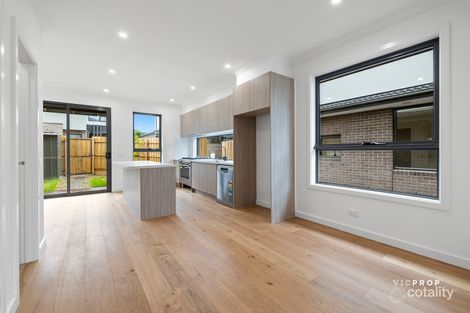 2/7 Thompson St, Clayton, VIC 3168