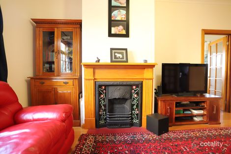 Property photo of 212 Derwent Avenue Lindisfarne TAS 7015