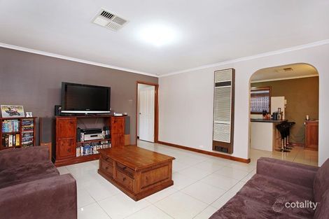 Property photo of 13 Pageant Walk Kings Park VIC 3021