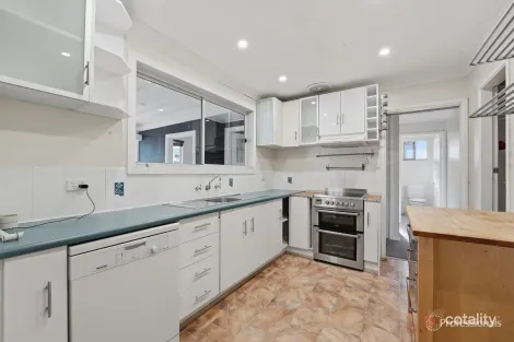 Property photo of 64 Markham Street Armidale NSW 2350