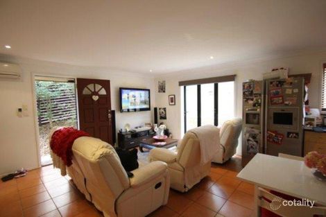 Property photo of 1/19 Caroline Avenue Southport QLD 4215