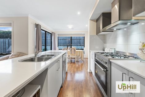 Property photo of 6 Fernlea Street Clyde North VIC 3978