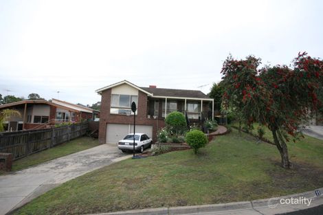 11 Huntly Cl, Highton, VIC 3216