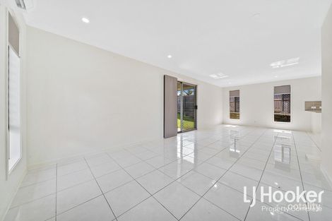 Property photo of 85 Daybreak Street Yarrabilba QLD 4207