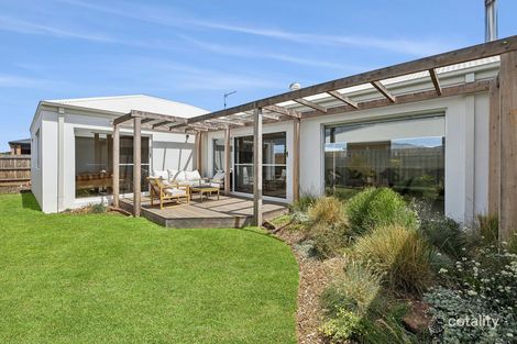 4 Sinclair Cct, Winchelsea, VIC 3241