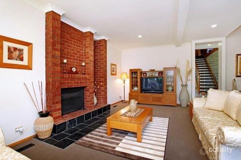 Property photo of 14 Berwick Place Greenvale VIC 3059