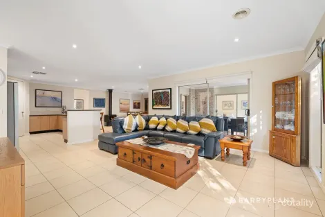 Property photo of 22 Jorgensen Avenue Doreen VIC 3754