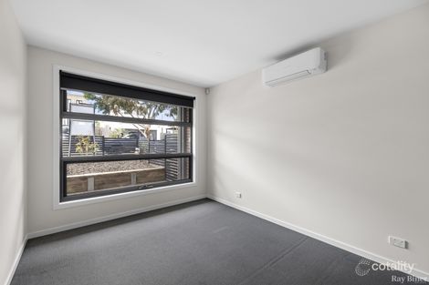 Property photo of 17A Kinloch Grove Greenvale VIC 3059