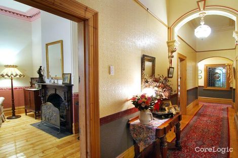Property photo of 2 Alma Road Camberwell VIC 3124