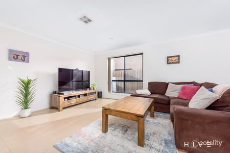Property photo of 17 De Gruchy Place Macgregor ACT 2615