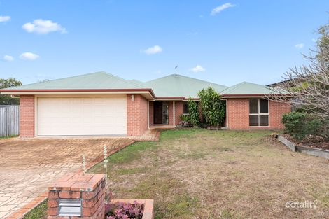 7 Pinehurst Ct, Albany Creek, QLD 4035