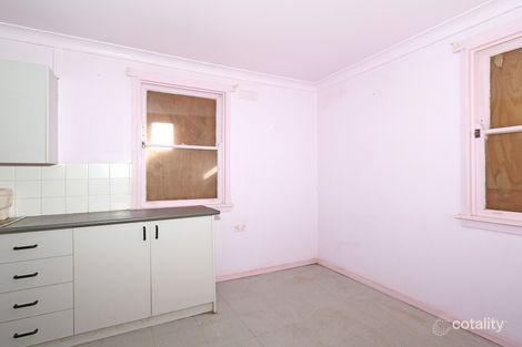 Property photo of 2 Tarakan Avenue Ashmont NSW 2650