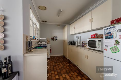 Property photo of 28 Bindall Avenue Wangaratta VIC 3677