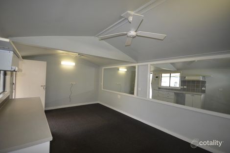 2 Victoria Rd, Woy Woy, NSW 2256
