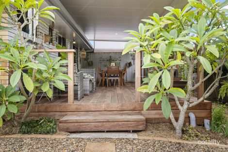Property photo of 1/1 Greenleaf Close Burleigh Waters QLD 4220