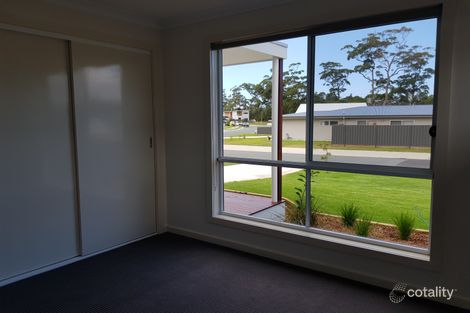Property photo of 17 Gillan Grove Broulee NSW 2537