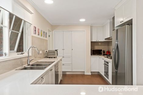 Property photo of 2 Navel Row Doncaster East VIC 3109