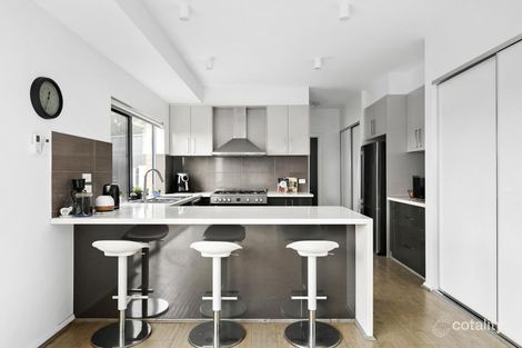 Property photo of 22 Duranta Drive Gowanbrae VIC 3043