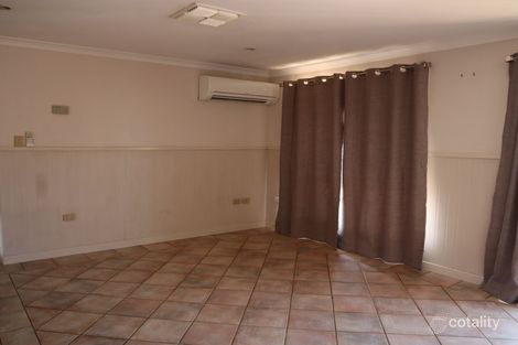 Property photo of 2 Statesman Drive Emerald QLD 4720