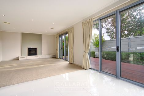 Property photo of 9 Sage Close Alfredton VIC 3350